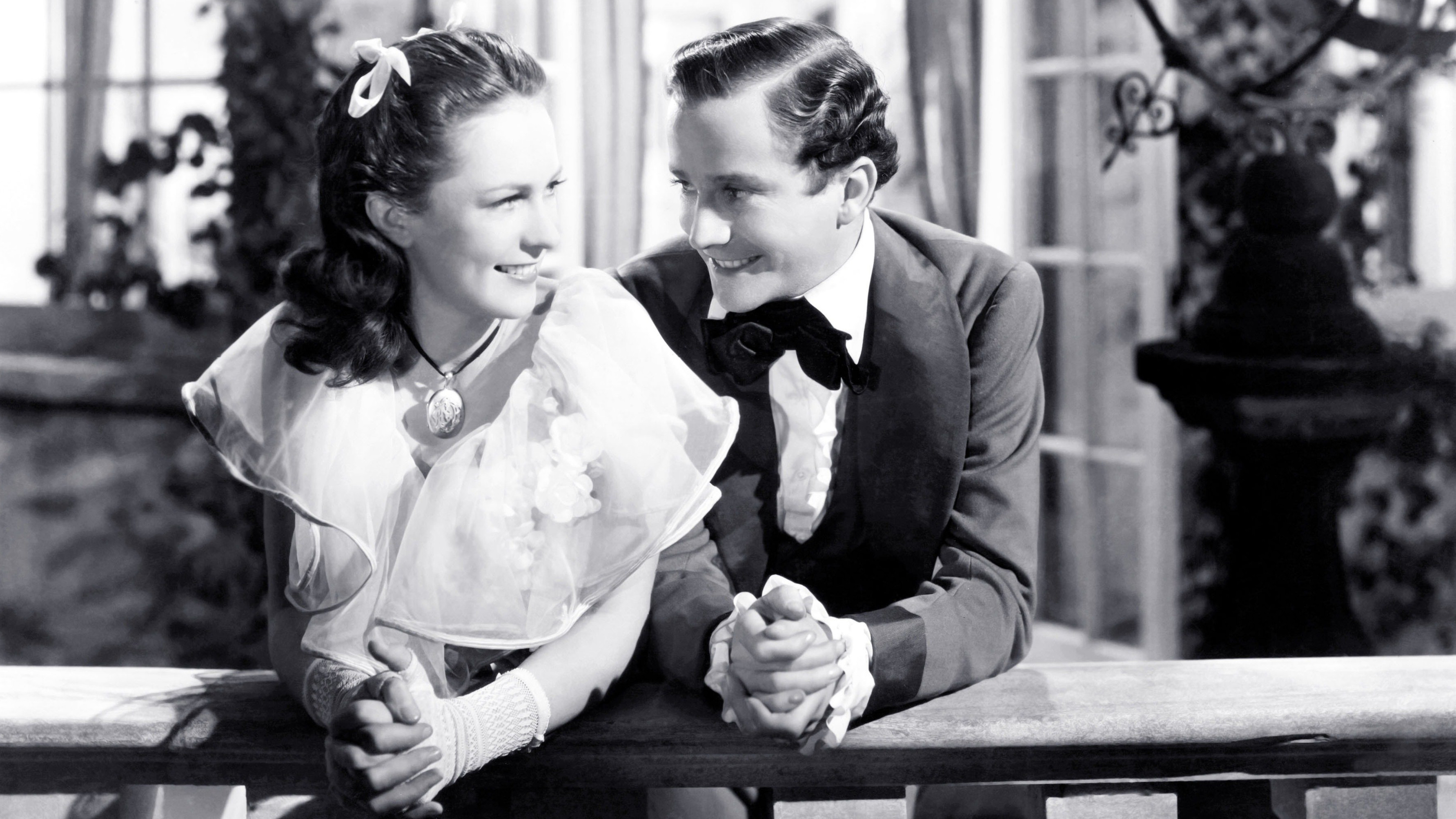 The Mill on the Floss Background