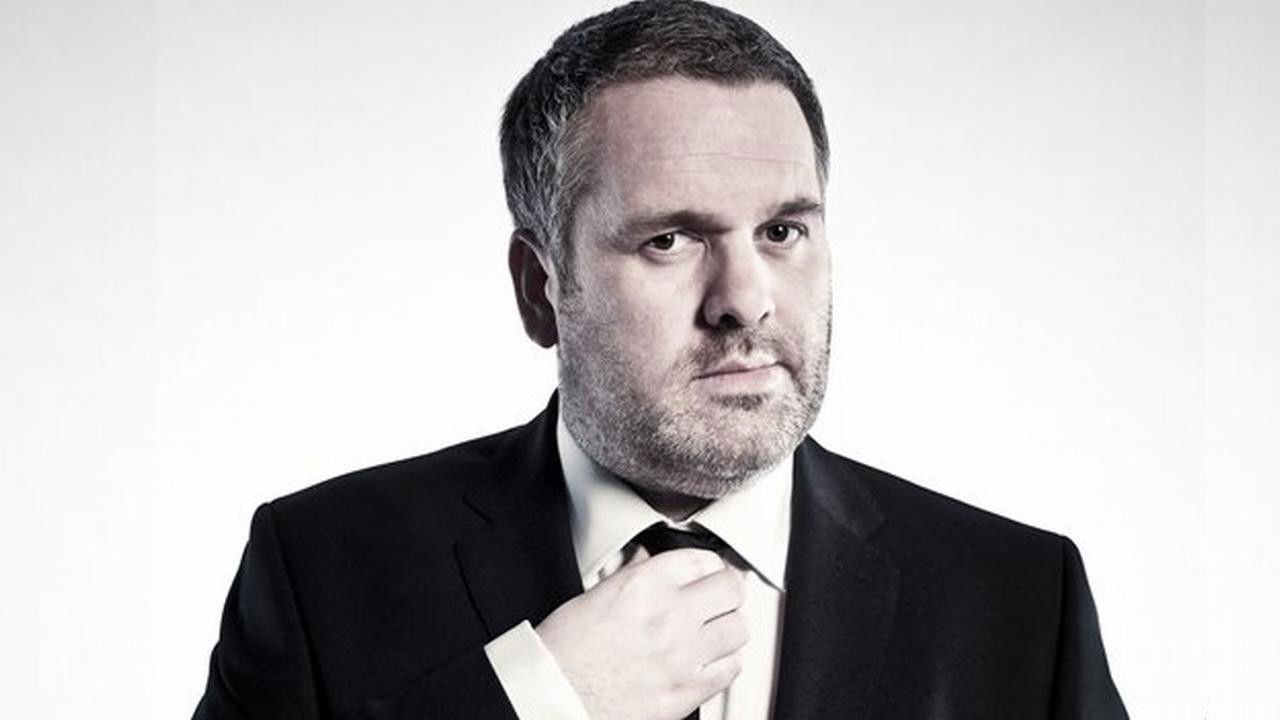 Chris Moyles' Quiz Night Background