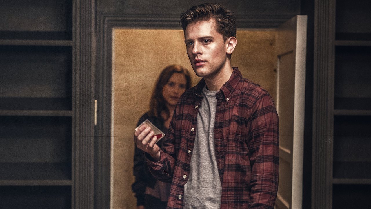 Seven in Heaven Background