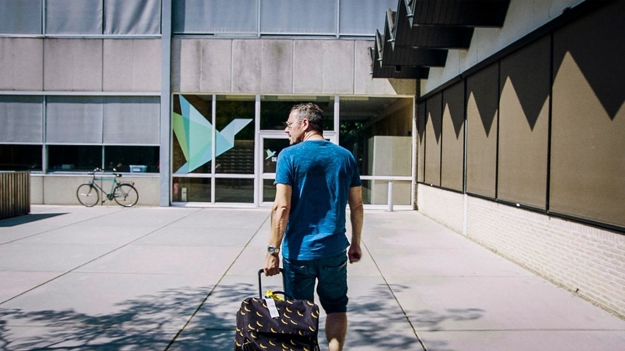 Axel Gaat Binnen Background