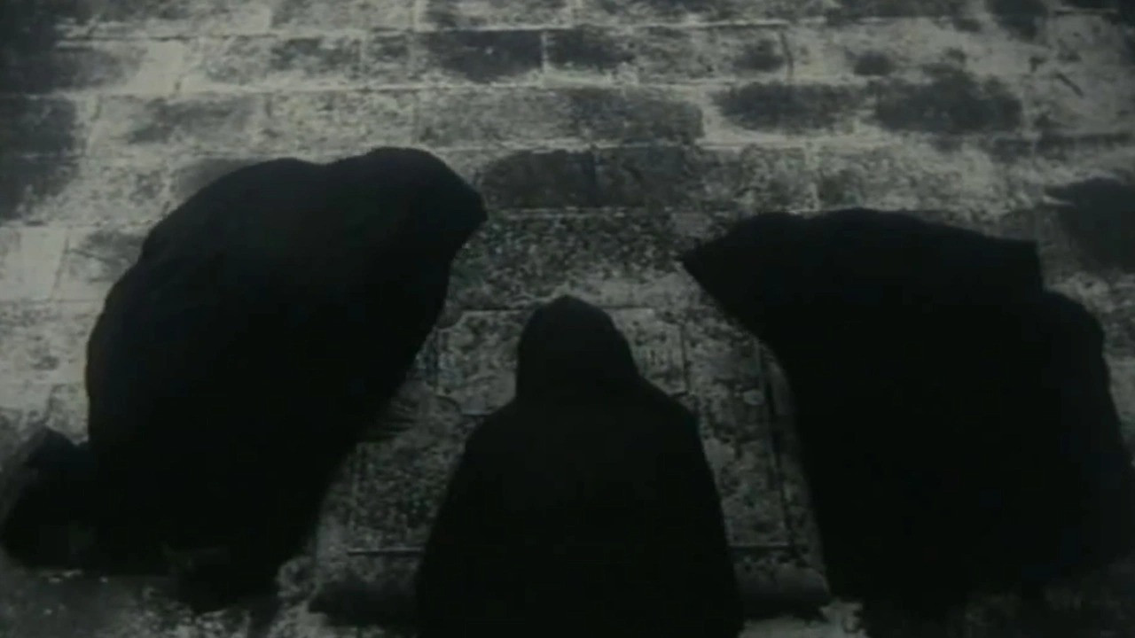 Sunt lacrimae rerum Background