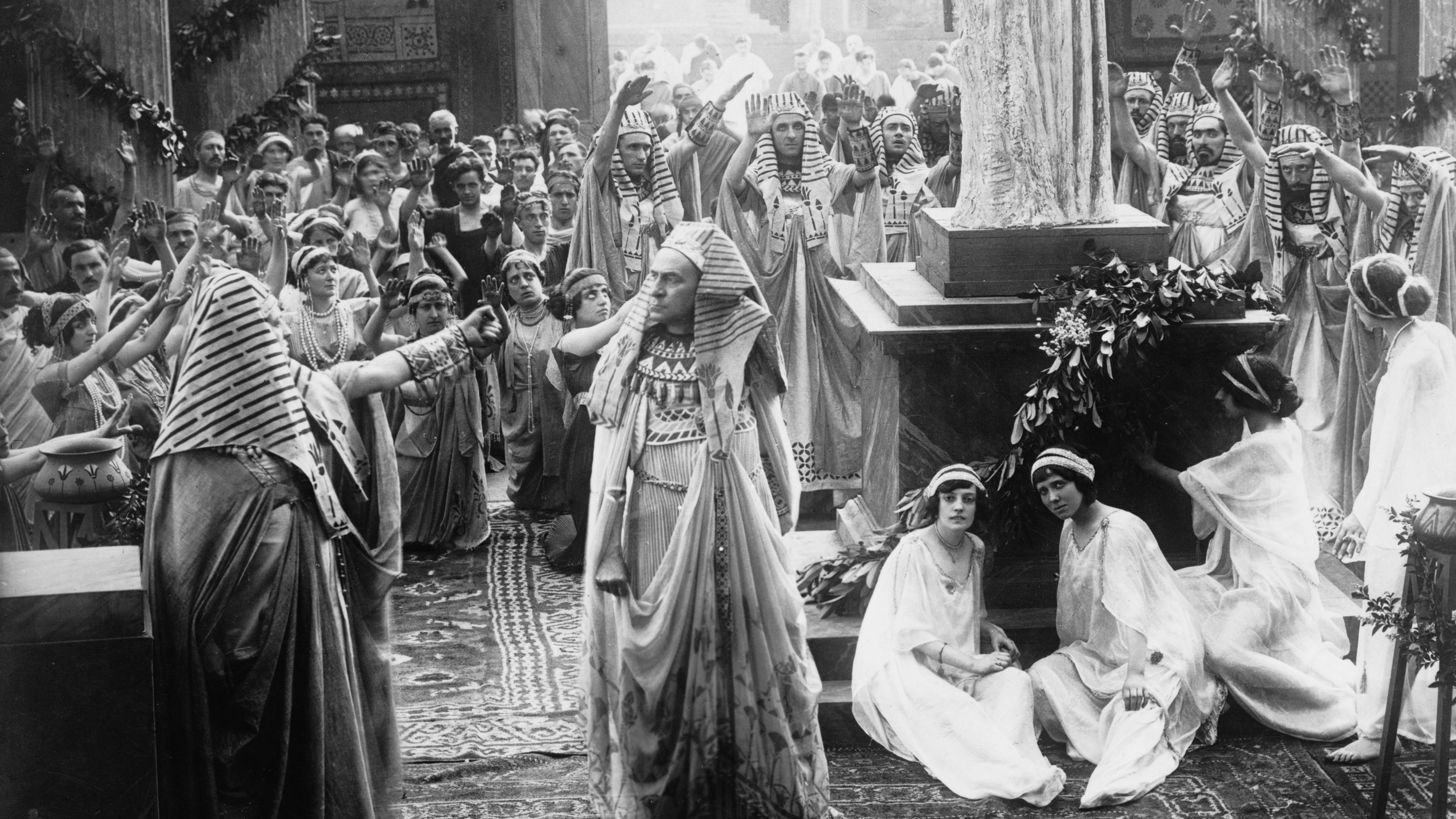 The Last Days of Pompeii Background