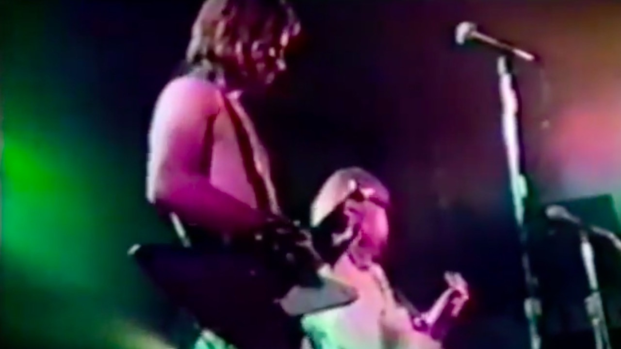 Spinal Tap: The Final Tour Background