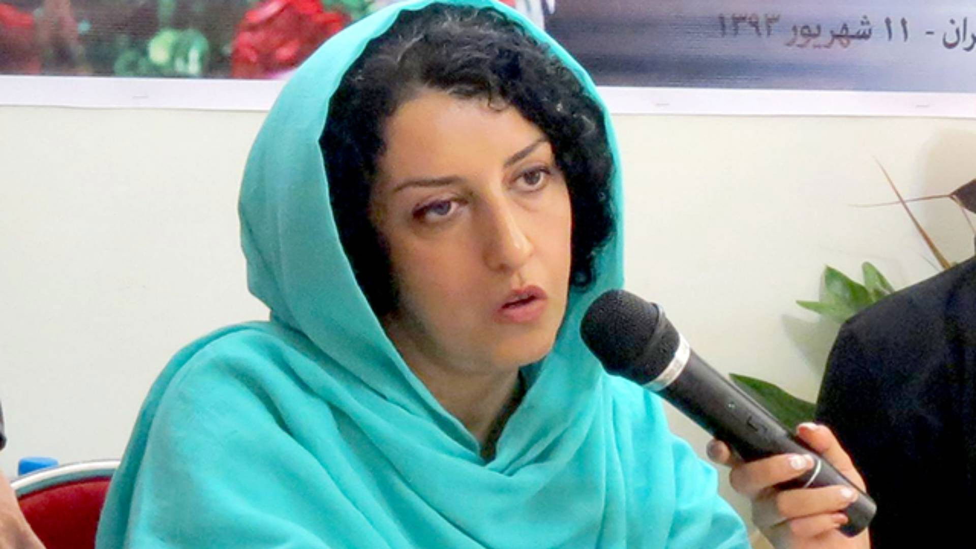 White torture Background