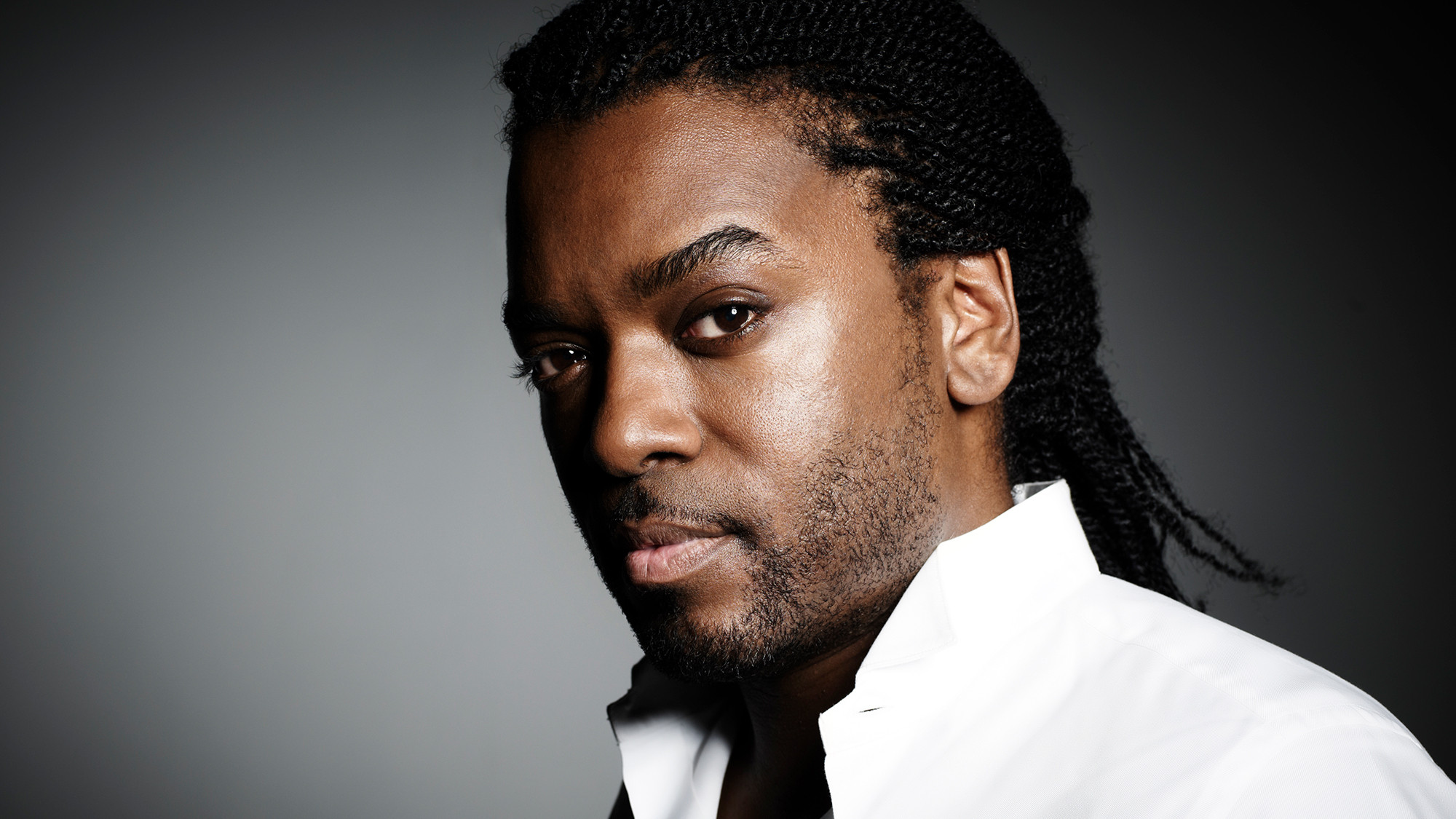 Anthony Kavanagh - Joue à domicile Background