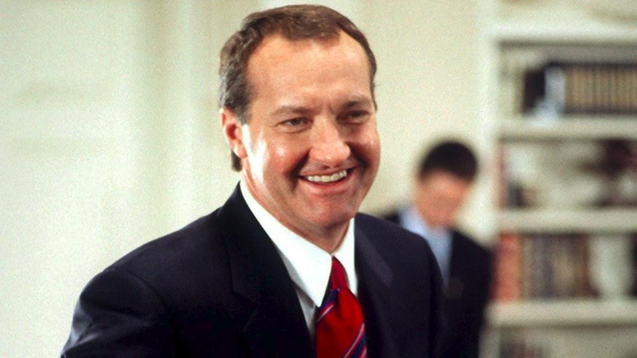 Mail to the Chief Background