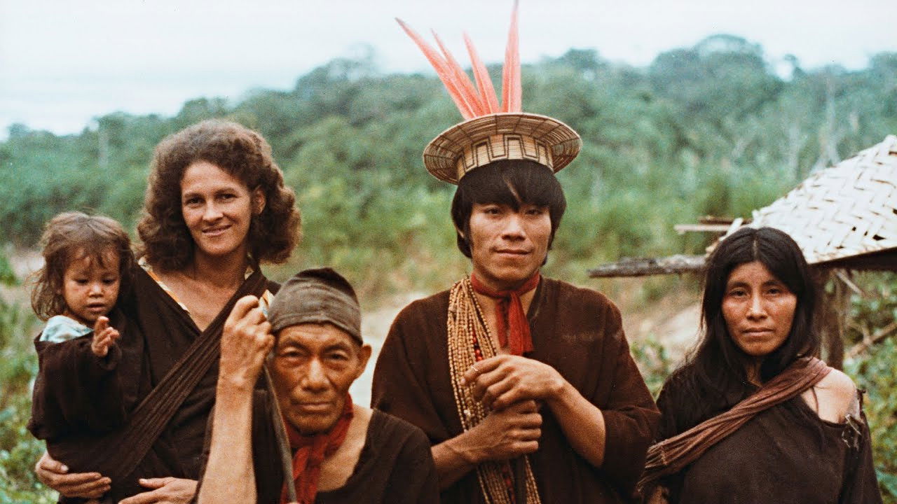 Antonio y Piti Background