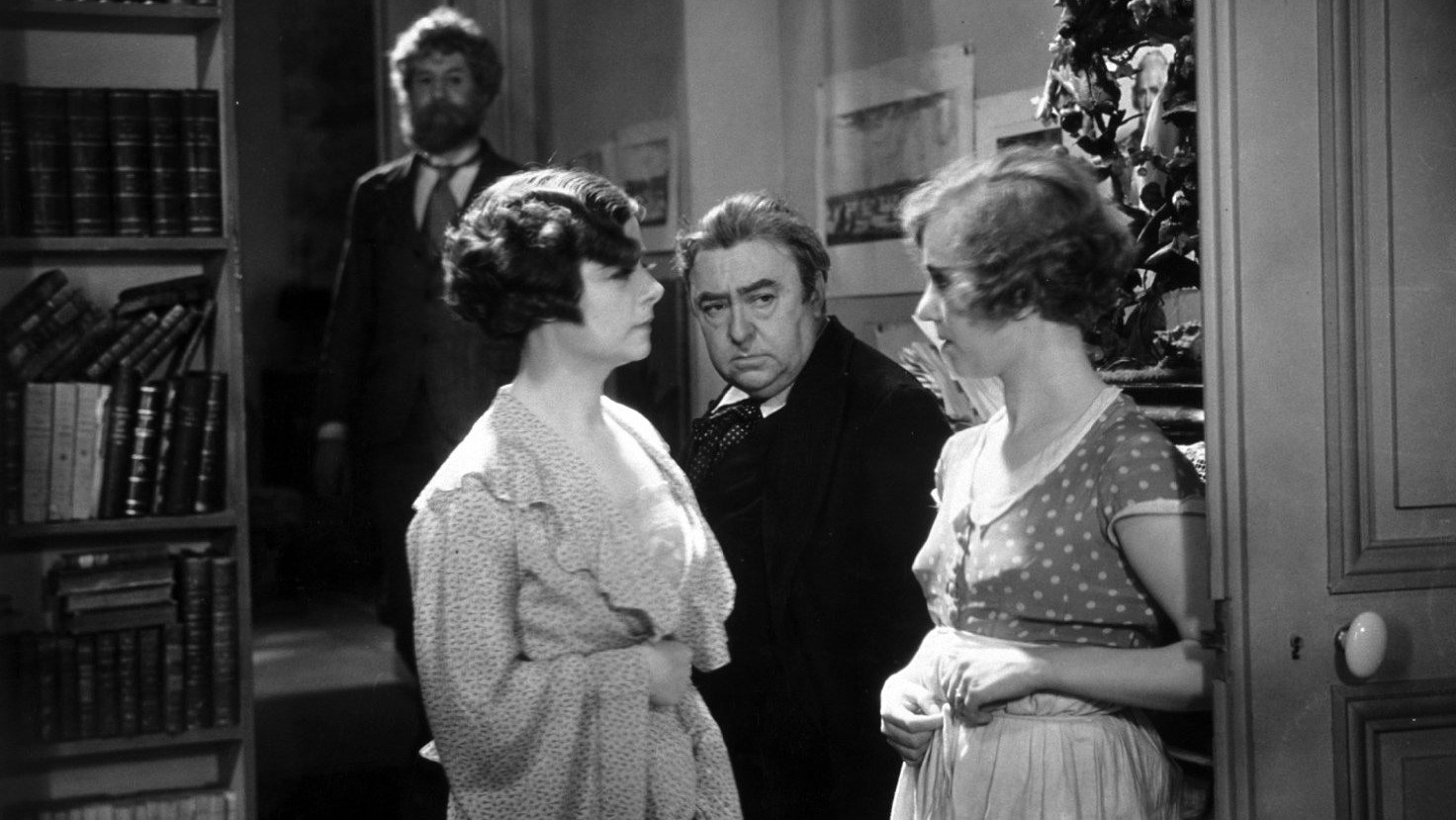 Boudu Saved from Drowning Background