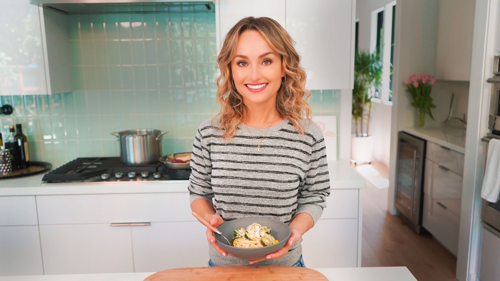 Giada at Home Background