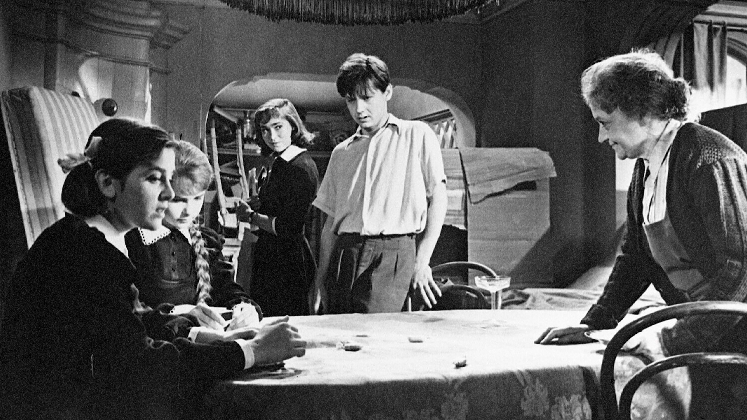 A Noisy Day Background