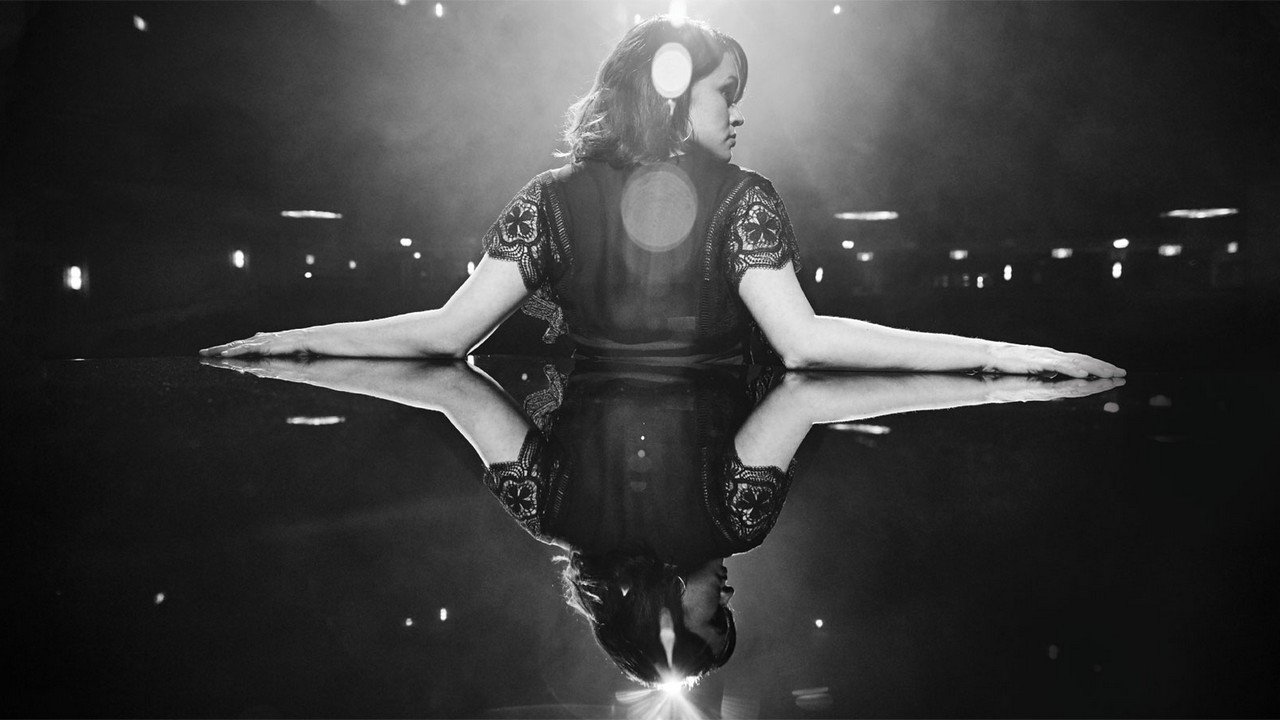 Norah Jones - Live at Ronnie Scott's Background