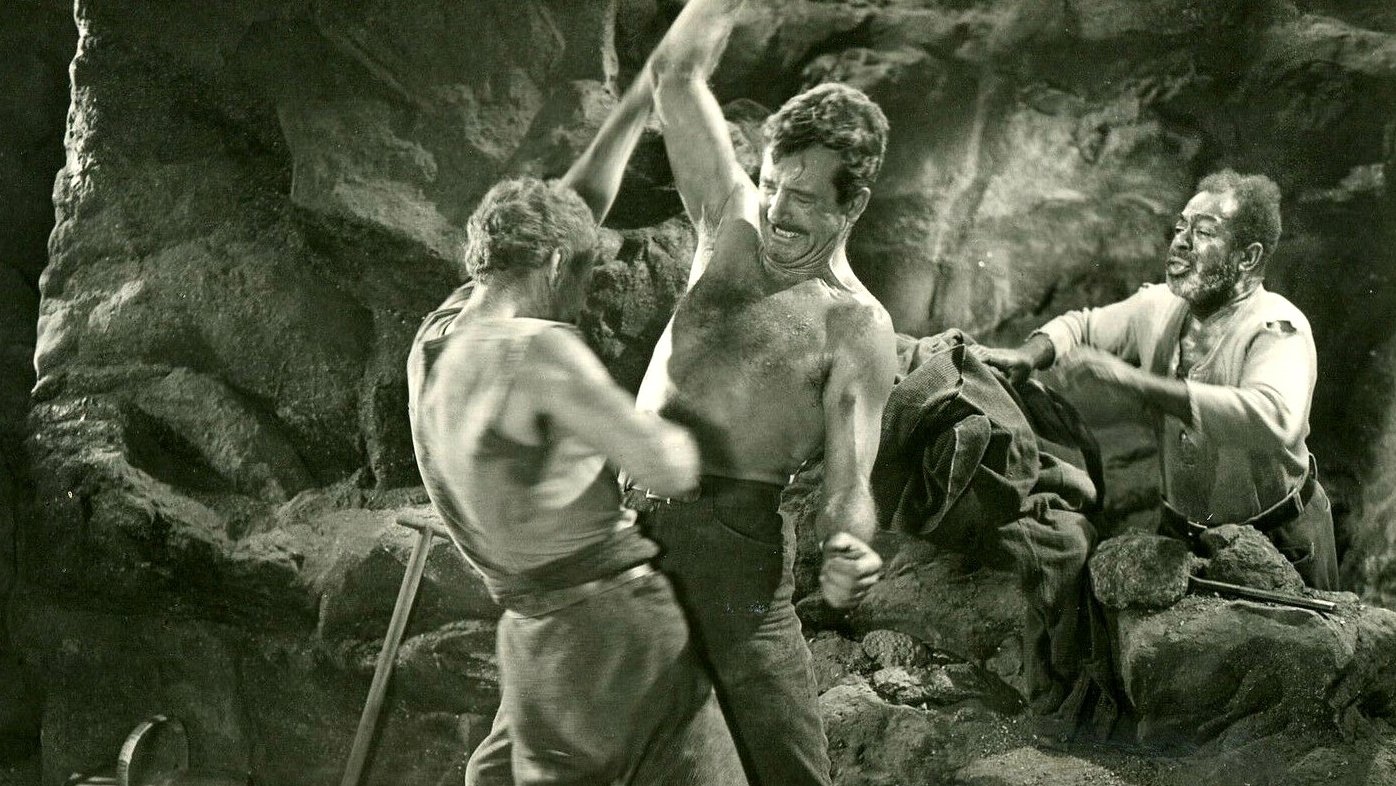 Passage West Background