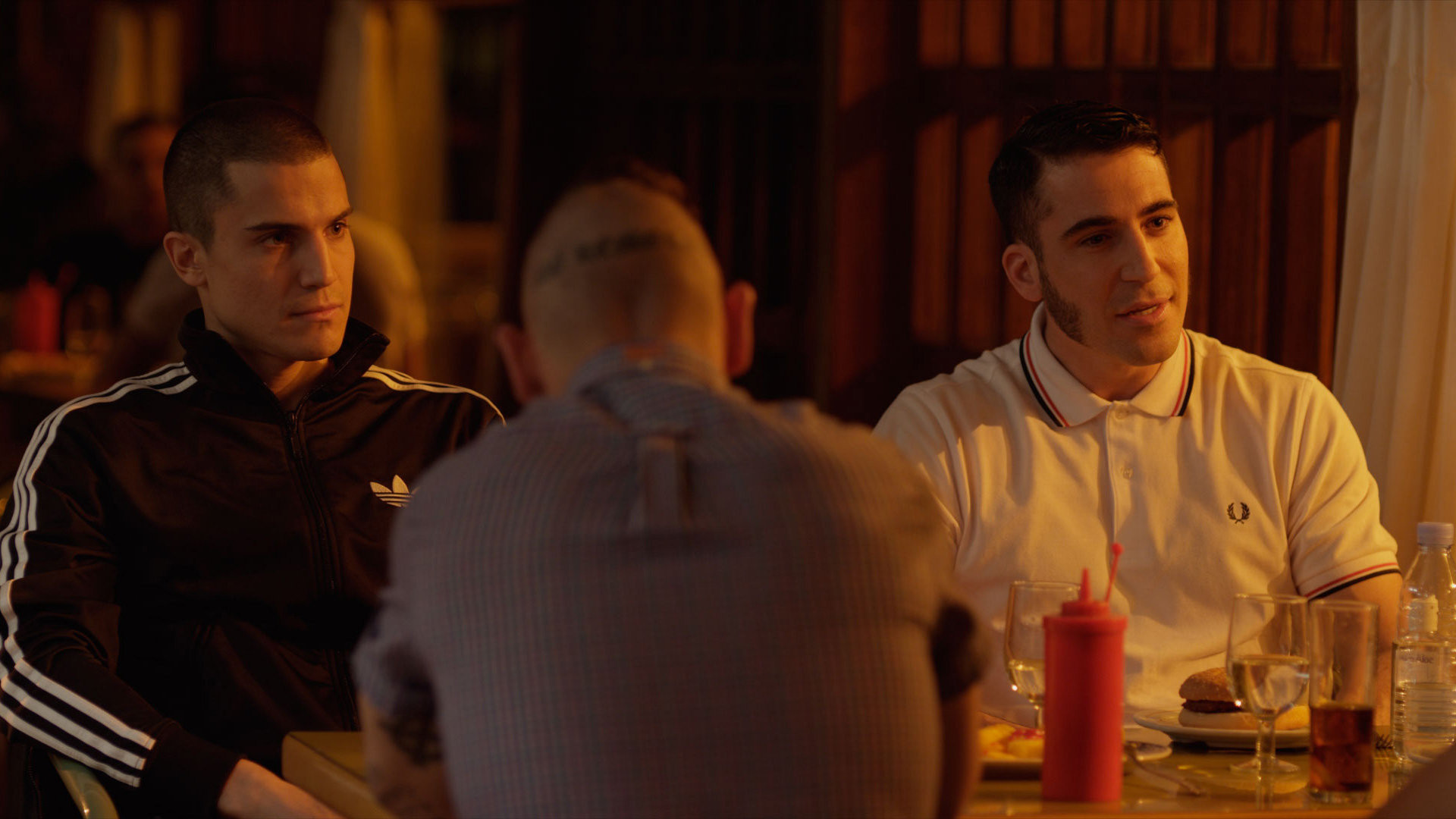 Alacrán enamorado Background